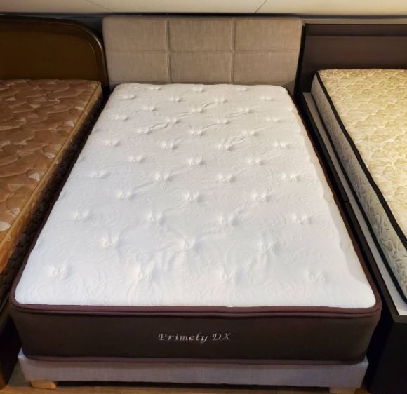 IDC 大塚家具 ワイドクイーンボトムタイプベッド、幅170cm Used/美品 R422 高級 IDC 大塚家具 ワイドクイーンボトムタイプベッド、幅170cm