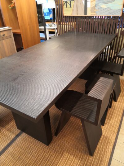 Dining set Top plate ripples