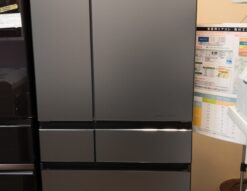Panasonic 2018　600L refrigerator