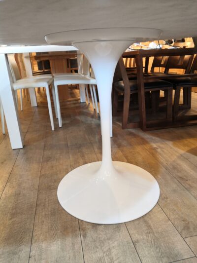 Saarinen Table Reproduct 2