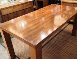 Dining table Bo Concept occa