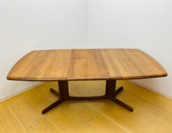 gudme Telescopic dining table