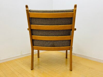 getama Easy chair 2