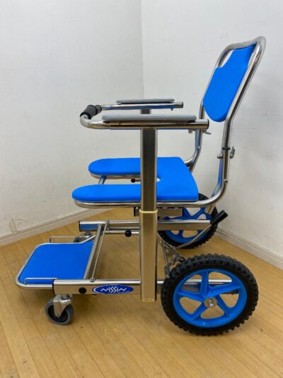 Nissin Medical Industries Wheelchair for bathing 3