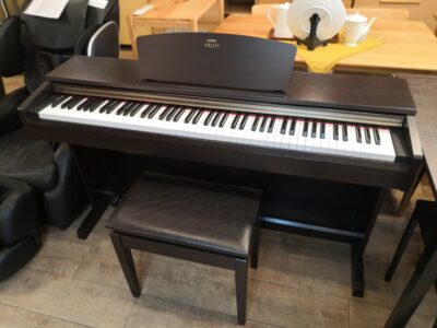 YAMAHA Electronic piano 2011 YDP-161