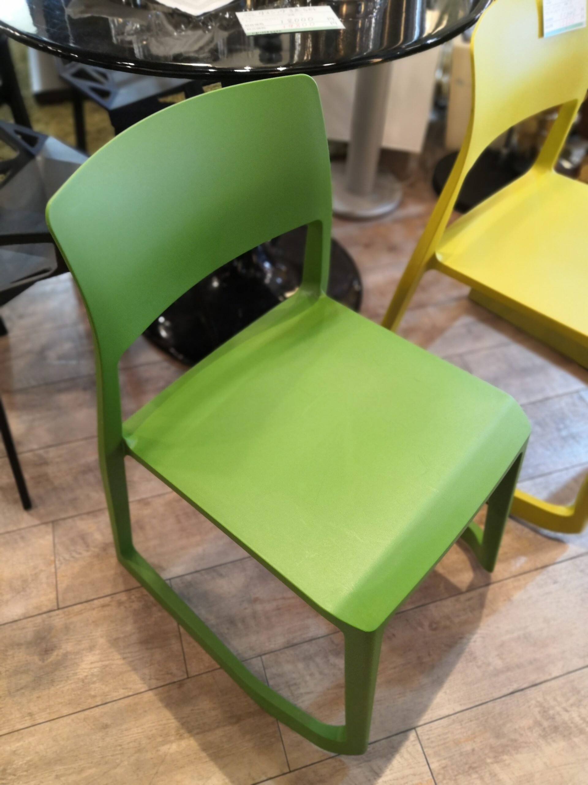 Vitra ヴィトラ ティプトン チェア　TipTon Chair グリーン