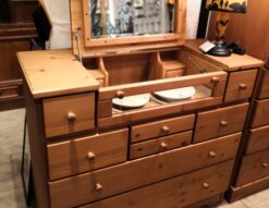 chardnnay dresser w1080