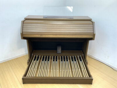 YAMAHA CLASSIC ORGAN 1