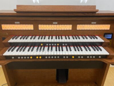 Roland organ