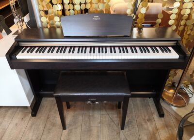 YAMAHA ARIUS Electronic piano