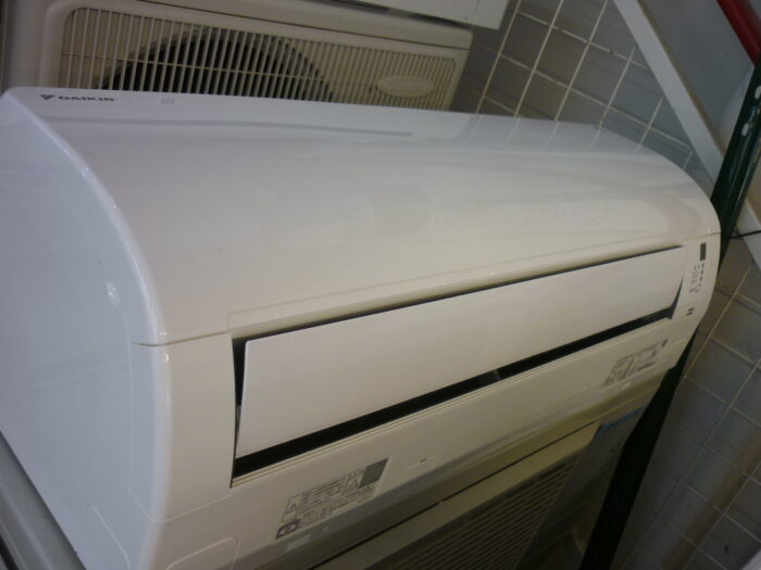 DAIKIN 5.6ｋWエアコン