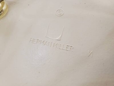 harmanmiller　ハーマンミラー社　アームシェルチェア　イームズチェア　リサイクル　再生市場　良品市場　チャールズ＆レイ・イームズ　デザイン家具　オススメ　お洒落　モダン