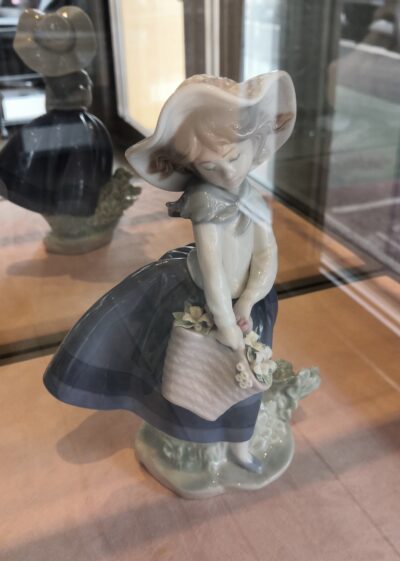 Lladro porcelain art porcelain doll