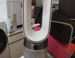 空気清浄機能付きファンヒーター　dyson　HP04　2018年製