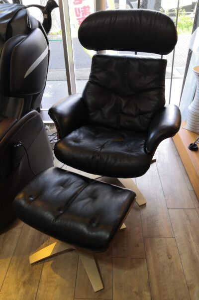 OAchair Full leather upholstery