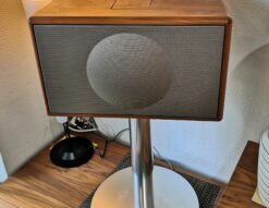 GENEVA sound speaker