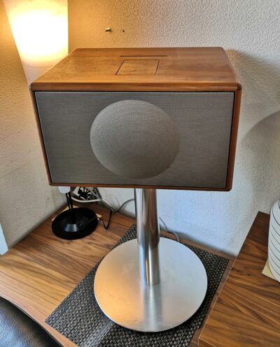 GENEVA sound speaker