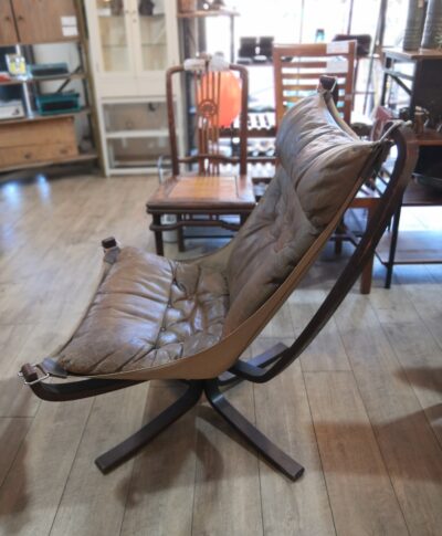 VATNE Falcon Chair 1