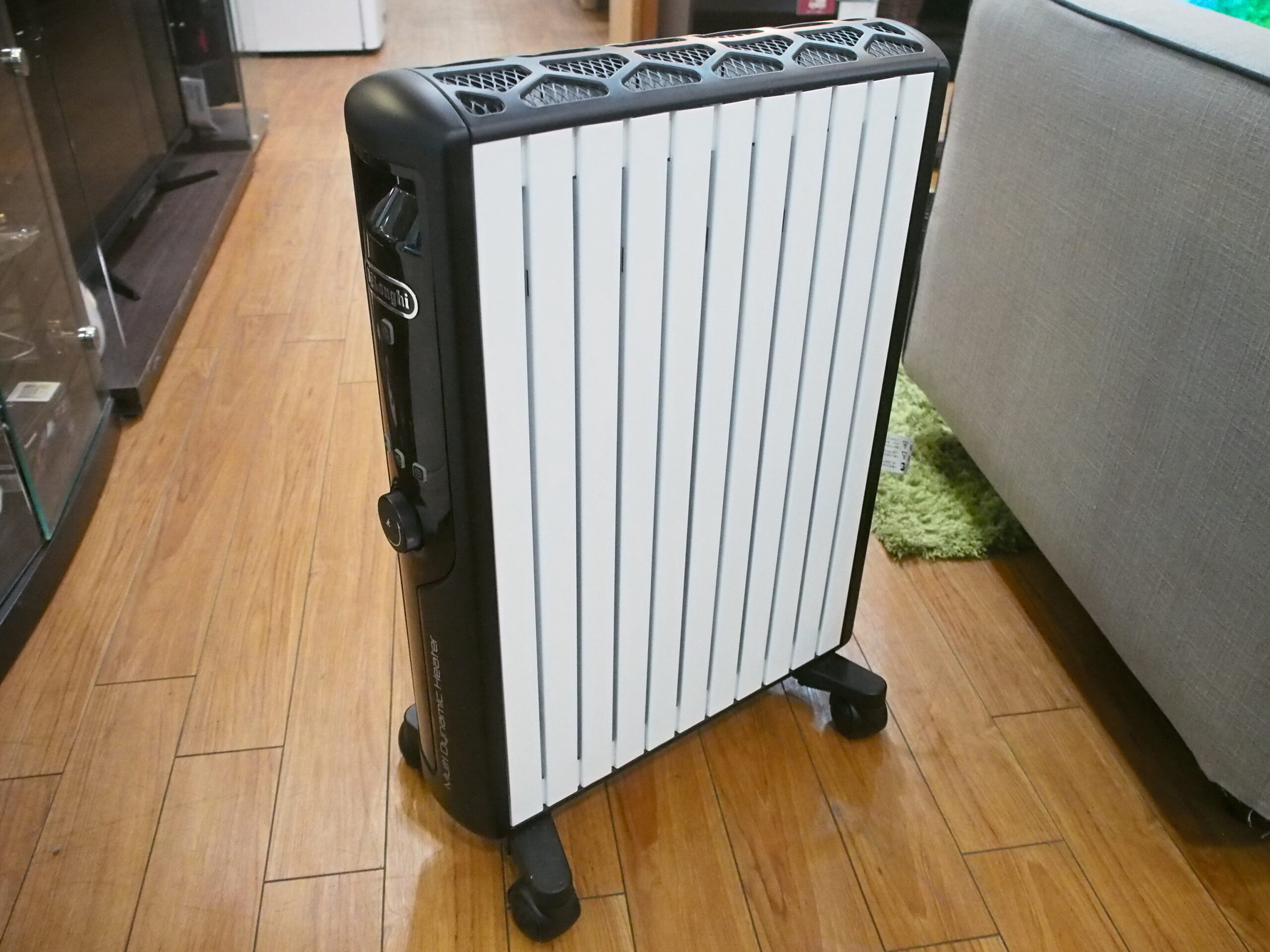 中古品】 デロンギ マルチダイナミックヒーター 6～10畳用 買取しま