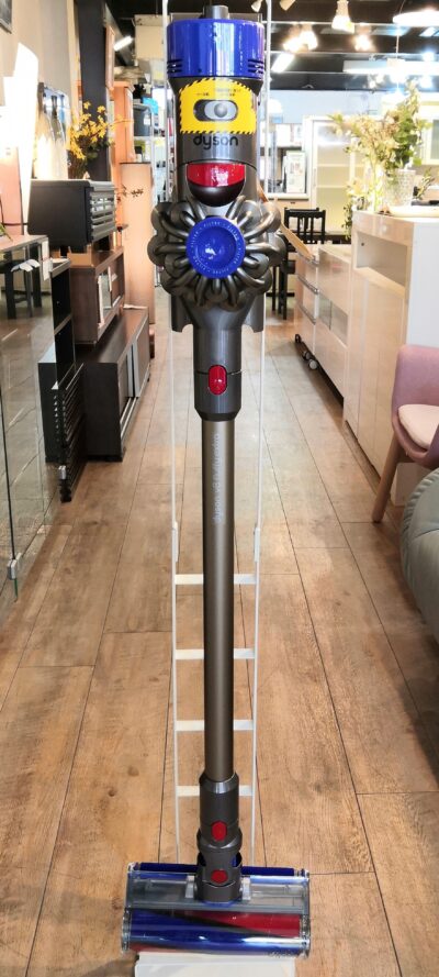 Dyson ダイソン V8 Fluffy Extra SV10 コードレスクリーナー