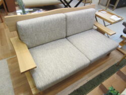 nitori-akatsuki sofa-1