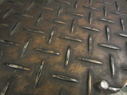 sidetable-Checkered steel plate-3