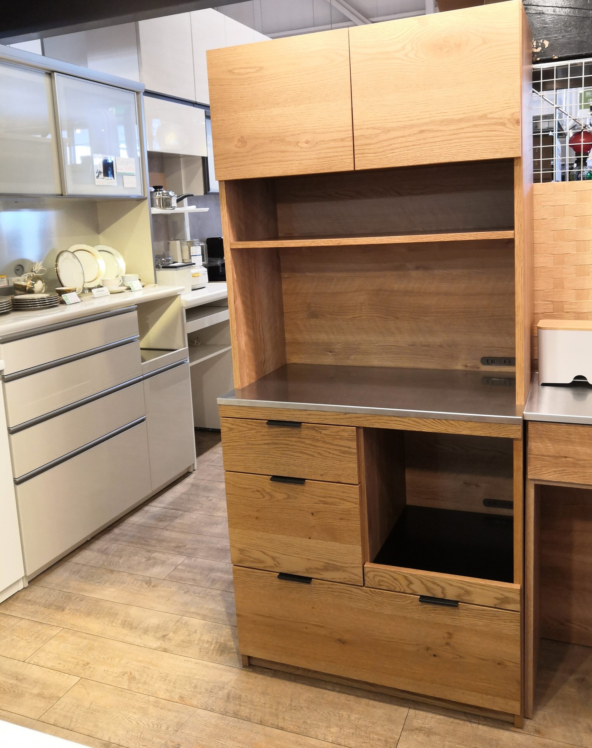 J1114【リユースのサカイ柏店】unico　ウニコ　キッチンカウンター　ADDAY　アディ　W820　オーク材　クリーニング済み　参考価格99,000円 J1114【リユースのサカイ柏店】unico ウニコ キッチンカウンター ADDAY
