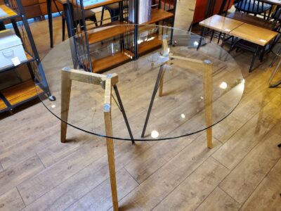 a.depeche　アデペシュ　G-Knot　glass　table　1200round　Gノット　ガラステーブル　ラウンド　ダイニングテーブル　ガラス　オーク材　異素材MIX　モダン　シンプル　オシャレ　お洒落　リサイクルショップ　再良市場　天白　名東　おススメ　オススメ　中古品　美品