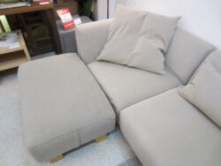 noyes-5p-sofa-2