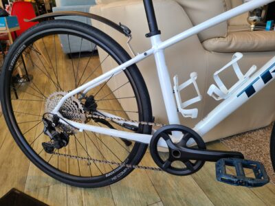 TREK / トレック　FX3　クロスバイク　クリスタルホワイト　2022年モデル　Sサイズ　自転車