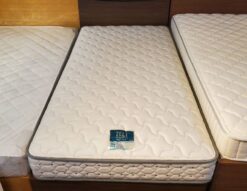 FRANCEBED　フランスベッド　シングルベッド　シングルサイズ　ベッド　ZELT　ゼルト　スプリングマットレス　高密度連続スプリング　収納付　コンセント付　照明付　小棚付　ダークブラウン　フレーム　ダブルにっと生地　リサイクルショップ　再良市場　天白　名東　昭和　千種　瑞穂　緑　日進　おススメ　オススメ　中古品　美品