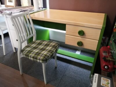 FRANCEBED-desk&chair-1