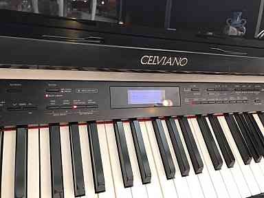 CASIO　”CELVIANO”　電子ピアノ　AP-6BP　2010年製