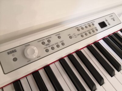 KORG コルグ 鍵盤楽器 88鍵盤 楽器 ホワイト 2018年製 LP-380 電子ピアノ 2