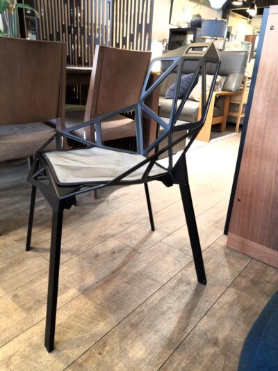 MAGIS マジス ブラック スタイリッシュ 店舗什器 チェア CHAIR ONE チェア ワン 2