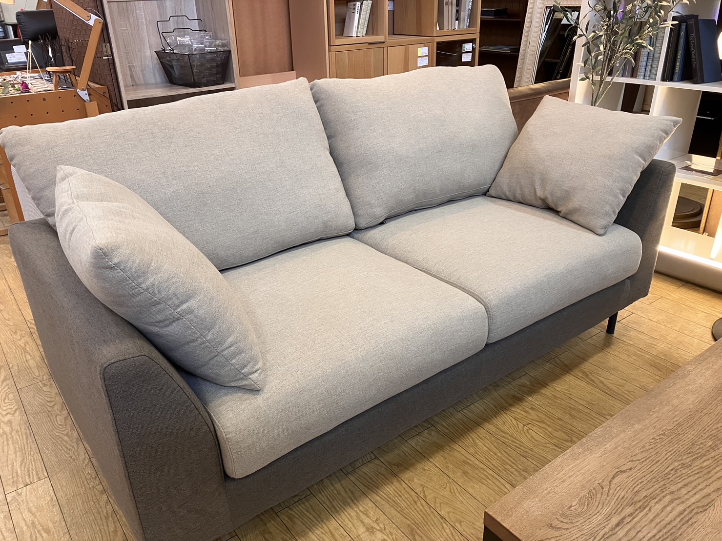 展示品】東谷 二人掛けソファ 買取しました！ | 愛知と岐阜の