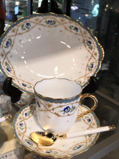 Noritake ノリタケ 最高級 ダイヤモンドコレクション アンジェローブ ペアティーカップとオーバルプレート 1