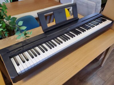 YAMAHA　ヤマハ　電子ピアノ　デジタルピアノ　2016年製　Pシリーズ　88鍵盤　ブラック　GHS鍵盤　コンパクト　軽量　スリム　ピアノ音色　リサイクルショップ　再良市場　天白　名東　昭和　千種　瑞穂　緑　日進　豊明　東郷　おススメ　オススメ お洒落　オシャレ　中古