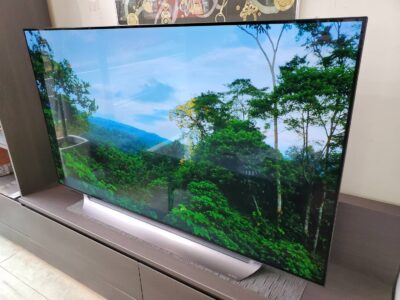 LG　65型　有機ELテレビ　4K対応　2019年製　3チューナー　ノイズ除去　高画質　高音質　高コントラスト　CinemaHDR対応　HFR規格　65v型　65V型　有機EL　大型テレビ　4Kテレビ　リサイクルショップ　再良市場　天白　名東　昭和　千種　瑞穂　緑　日進　豊明　東郷　おススメ　オススメ お洒落　オシャレ　中古