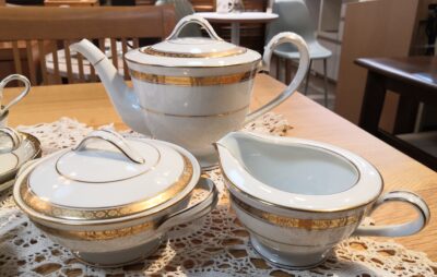 ノリタケ Noritake リッチモンド 東海銀行100周年記念 白地 金彩 昭和レトロ ティーセット 2