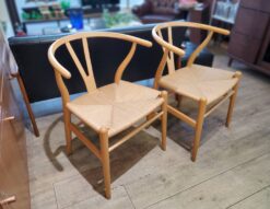 CARL HANSEN＆SON　カールハンセン＆サン　Yチェア　HansJ.Wegner　ハンスJ.ウェグナー　デザイン家具　デザインチェア　デザイナーズ家具　曲木加工　ペーパーコード　ビーチ材　オイル仕上げ　SH43　ウィッシュボーンチェア　高級　リサイクルショップ　再良市場　天白　名東　昭和　千種　瑞穂　緑　日進　豊明　東郷　おススメ　オススメ お洒落　オシャレ　中古　美品