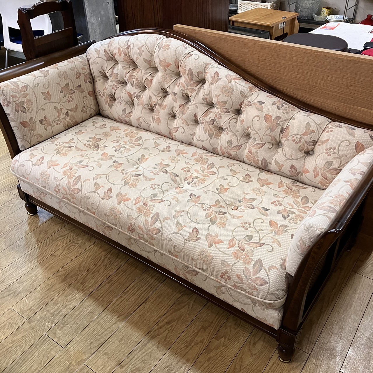 ★ カリモク コロニアル 二人掛け ソファ ダブルソファ 古家具 昭和レトロ line_oa_chat_240630_105917.jpg