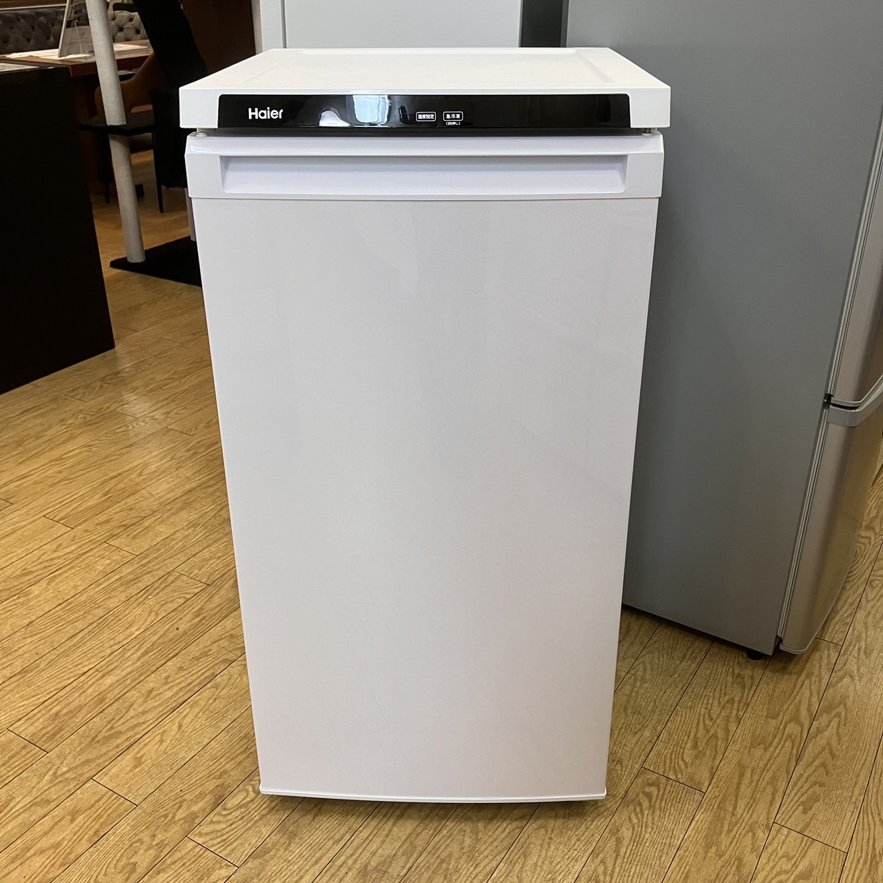 Haier JF-NU102D 冷凍庫 [直冷式]［引き出し式クリアバスケット］【1ドア/右開き/102L/ホワイト】 | ノジマオンライン