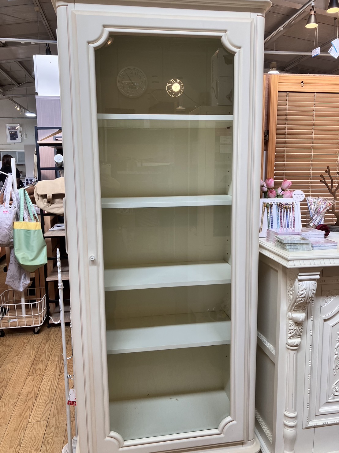 ローラアシュレイ 飾り棚 ローラアシュレイ 飾り棚 カップボード コレクションケース