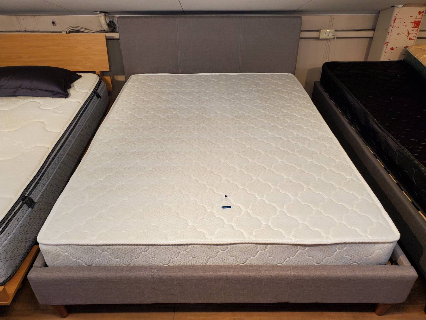 ☆モデルルーム展示品 CHERRY チェリー 桜屋工業 ダブルベッド グレー