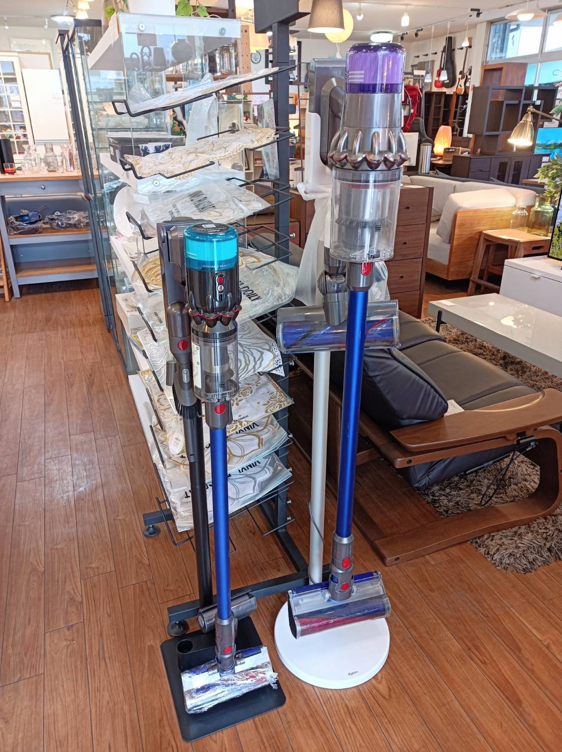 dyson ダイソン コードレススティッククリーナー SV21 SV14 スタンド