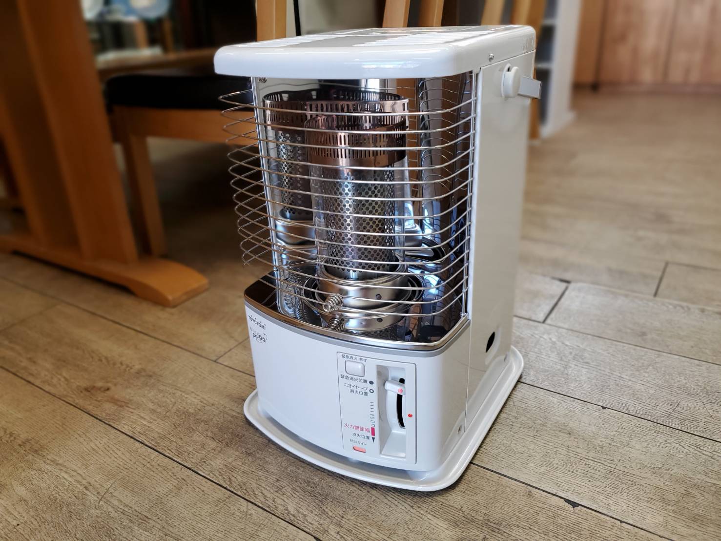 TOYOTOMI トヨストーブRS-W30H　自然通気形開放式石油ストーブ トヨトミ RS-W30H 石油ストーブ ウエダ金物【公式サイト】