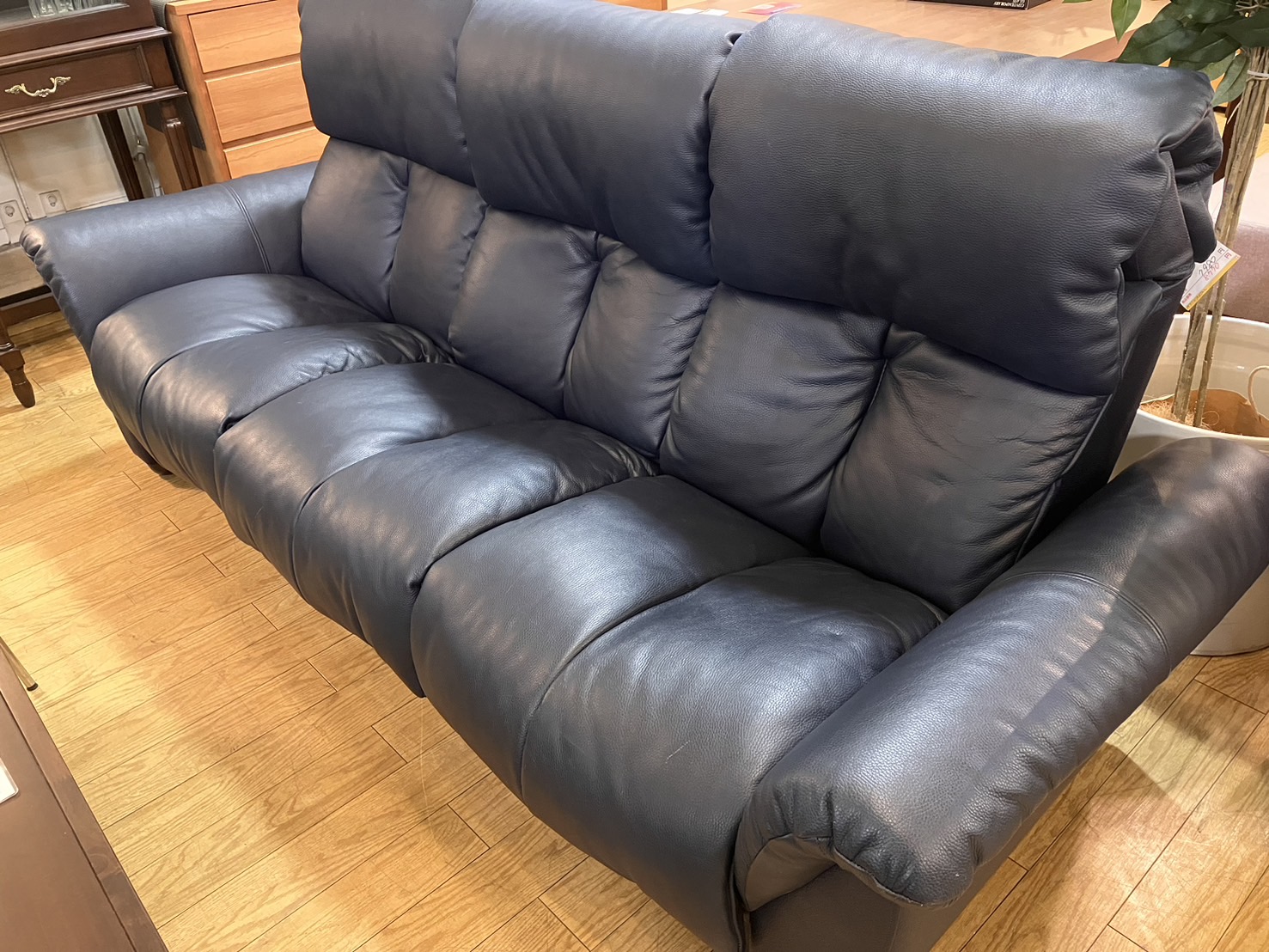 中古】マルイチセーリング ソファ 三人掛け 買取しました♪ | 愛知と