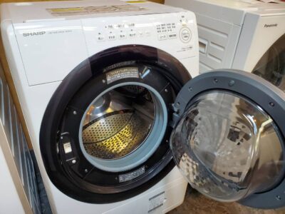 SHARP　シャープ　7.0/3.5㎏　7/3.5㎏　ドラム式洗濯乾燥機　ドラム式電気洗濯乾燥機　ドラム洗濯機　ドラム洗濯乾燥機　洗濯乾燥機　洗濯機　乾燥機能付き　ヒーター乾燥　2023年製　高年式　新しい　右開き　水栓・除湿タイプ　省エネ　ホワイト　コンパクト　コンパクトドラム　時短　節水　低騒音　花粉対策　プラズマクラスター　除菌　消臭　真下排水対応　コンパクト設計　乾燥ダクト自動おそうじ　DDインバーター　リサイクル　最良市場　天白区　名東区　昭和区　千種区　瑞穂区　緑区　日進市　豊明市　東郷町　買取　出張買取　高価買取　販売　お値打ち　特価　1点物　1点モノ　早い者勝ち　おすすめ　おしゃれ　中古品