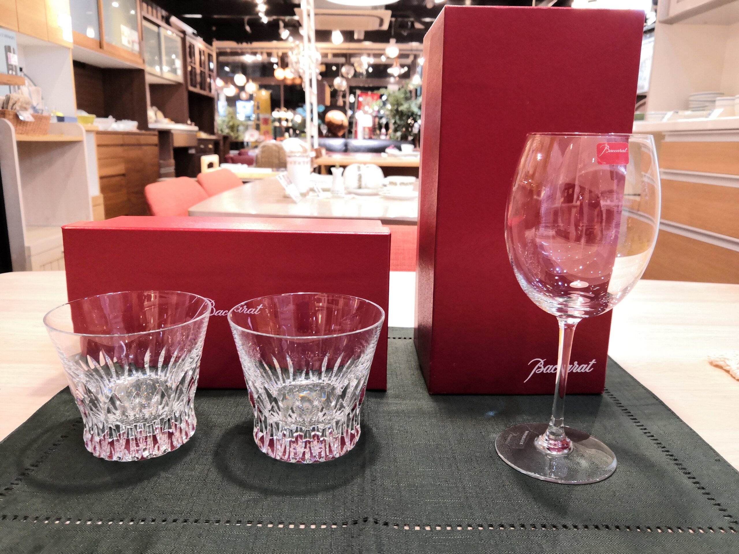 Baccarat ワイングラス ベガ 18cm ペアセット 元箱付き バカラ 食器 札幌市 清田区 平岡 楽天市場】Baccarat バカラ ワイングラス ペア グラス 食器 ベガ
